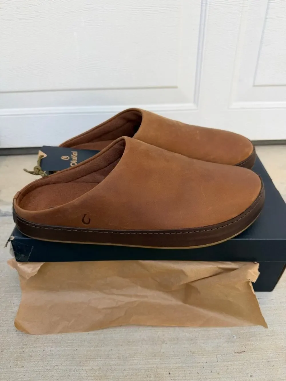 OluKai men's KU'U slides NWT brown Toffee/Dark Java 12